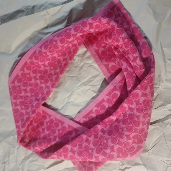 Pink Patterned Scarf - Picture 6 of 6